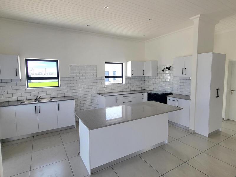 To Let 3 Bedroom Property for Rent in Laaiplek Western Cape
